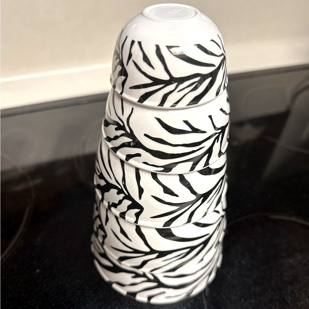 Zebra prep bowls nesting with measurement markings inside melamine - Picture 11 of 12